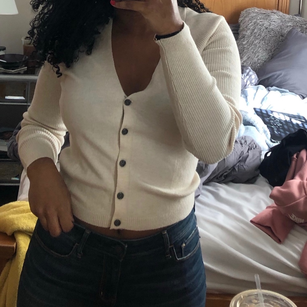 American Eagle Outfitters Sweater Cardigan